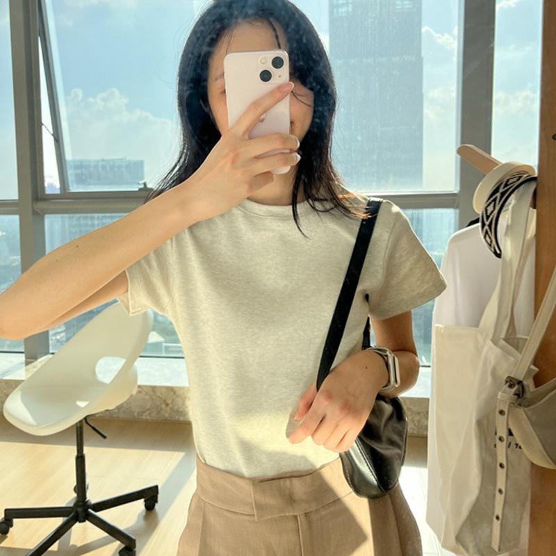 Women's Summer White Slimming Round Neck Short Sleeve T-Shirt: Fashionable, Versatile, and Age-Reducing Basic Top