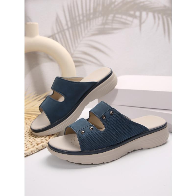 

New summer soft leather sandals women s simple rivets sports wind slope and slippers women 43 темно-синий