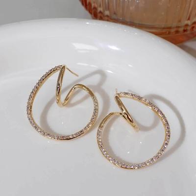 Geometrische, runde, große Ohrringe mit Diamantbesatz, exquisite High-End-Ohrringe, neue Mode, leichte, luxuriöse, vielseitige Ohrringe