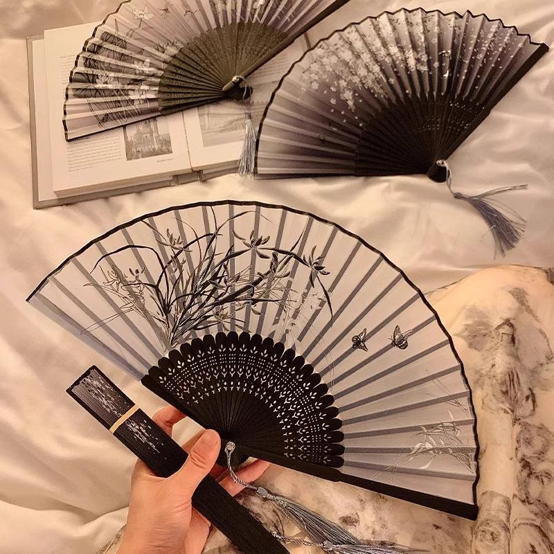 Chinese Folding Fan: Portable Black Bamboo Hanfu Dance Accessory