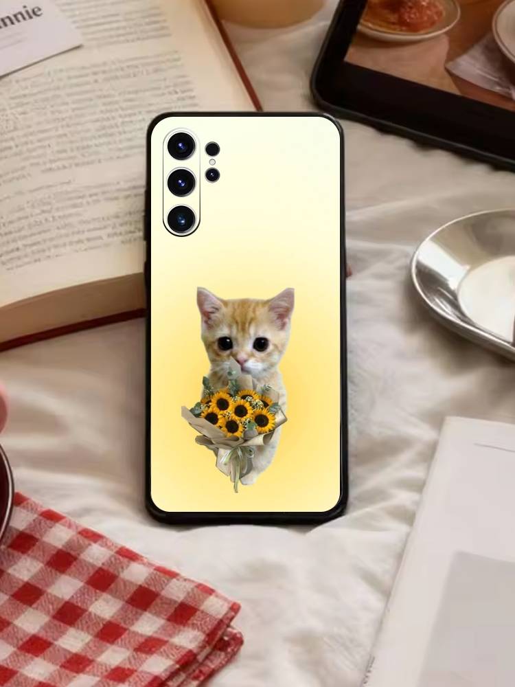 Goofy Cats Big Eyes Phone Case For Samsung S26,S25,S24,S23,S22,S21,S20,Plus,Fe,Lite,Others Black Cover