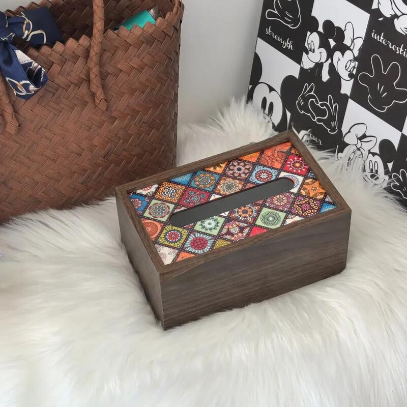 LIEI Wooden Tissue Box & Tea Table