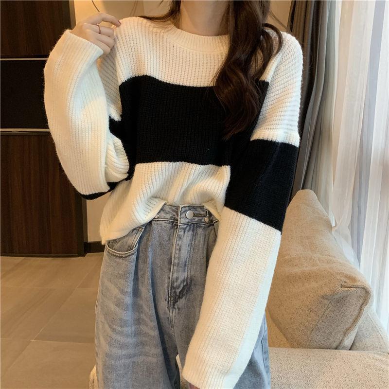 Autumn and Winter Retro Style Short Color Matching Crew Neck Pullover Sweater Women's Loose Lazy Style Versatile Striped Long-sleeved Knitted Sweater