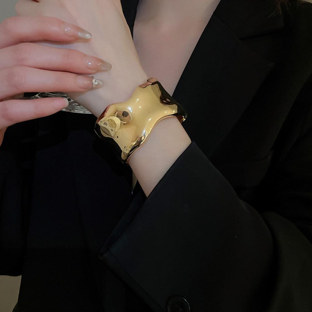 Irregular Wave Shape Zinc Zinc Alloy Cuff Bangles Gold Silver Color Exaggerated Bracelet  Girls