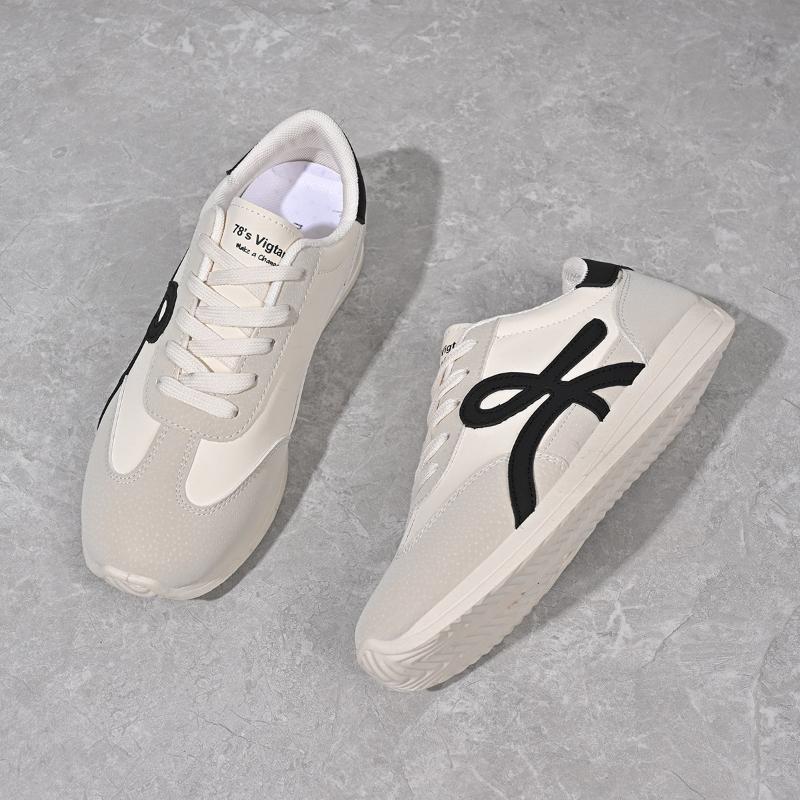 Neue Damen Sportschuhe lässig zum Schnüren Damen modische vulkanisierte Schuhe vielseitige flache Schuhe