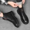 Fashion Winter New Chelsea Men's Boots Suede Ankle Boot British Style Leather Boots Men Fashion Men Shoe Lace-Up New High Top Sneakers