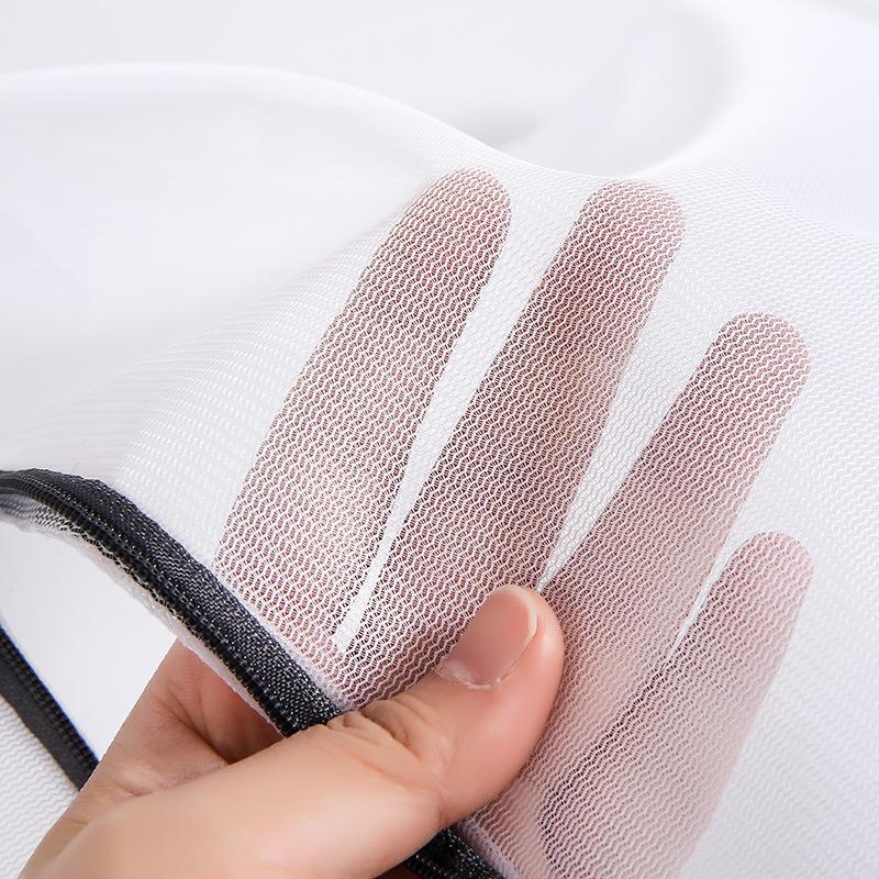 Large Protective Laundry Bag for Sweaters and Underwear - Anti-Deformation Washing Machine Net