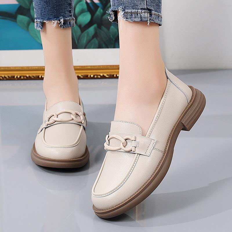 Leather Loafers for Women In SpringSeason BrandNew Lady British Style Leather FootPairs for Lady FootPairs Small Fragrance Style Single FootPairs