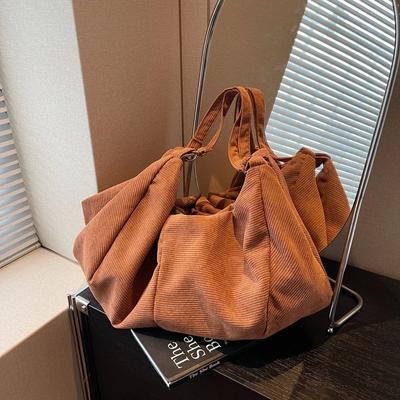 Shoulder Bag with Zipper Large Capacity Monochromatic Product Fashion Velvet Bag Popular Versatile Soft Tote