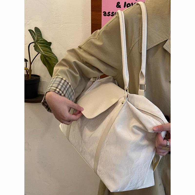 Large-capacity Portable Fitness Bag Women's Short-distance Business Trip Storage Luggage Bag New Fashionable and Lightweight Shoulder Messenger Bag