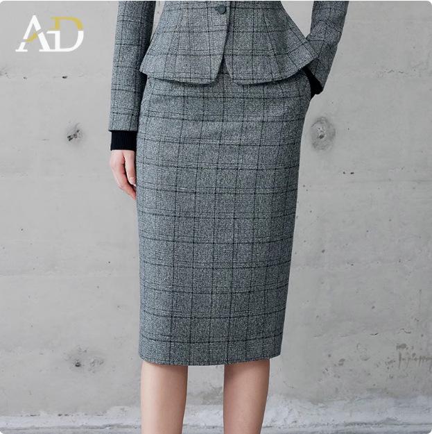 2024 Women's Gray Plaid Two-Piece Suit – Korean Style Formal Jacket & Skirt for Early Autumn