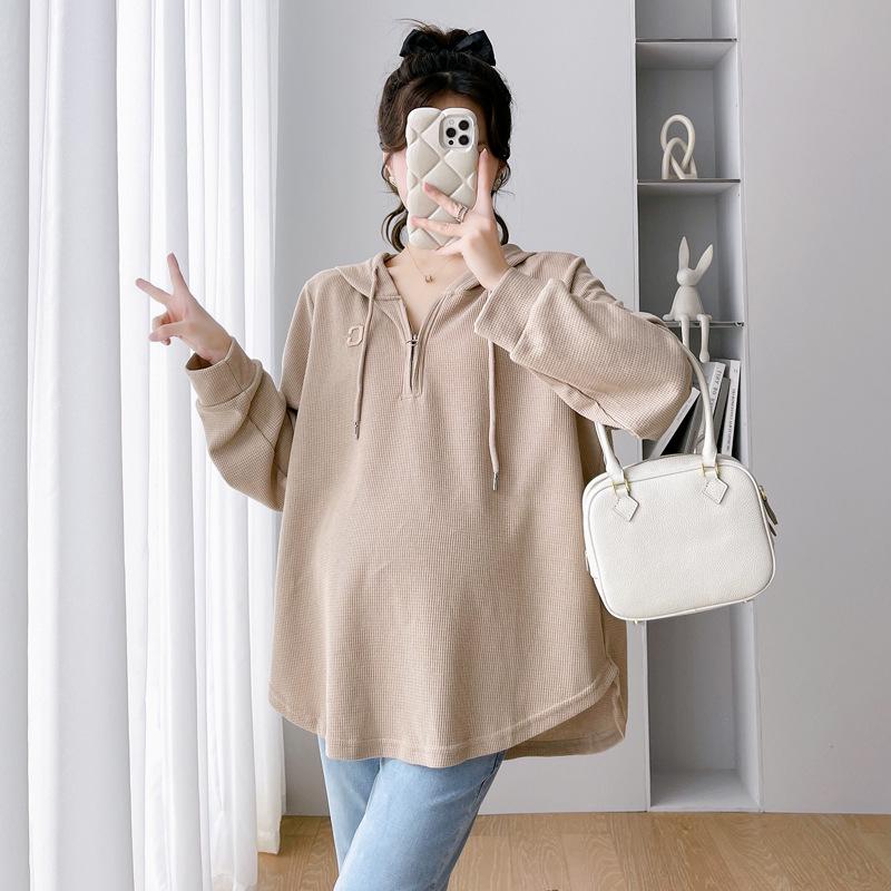 2026 Autumn/Winter Maternity Embroidered Half-Zip Hooded Waffle Knit Sweatshirt Large