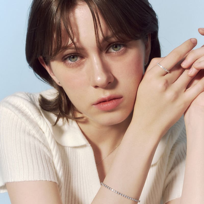 JUDY AND PAUL Terra Simple Square Tennis Tie Bracelet