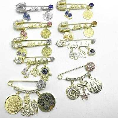 Handcrafted Turkey Letter Brooch Alloy Islamic Ramadan Gift Creative Badge Pin For Elegant Fashion Accent