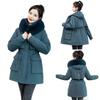 Der neue Damen-Innenfutter zum Herausnehmen hat ein Kleid und drei Wintermäntel, sowie die mittellange Baumwolljacke mit Pelzkragen.