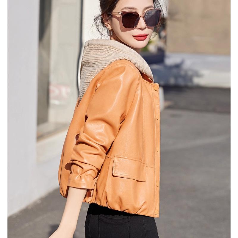 Modna damska kurtka ze skóry PU - z kapturem, ocieplana polarem, dopasowana, krótki styl Petite na wiosnę i jesień 2025