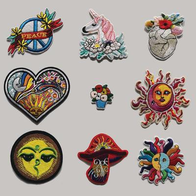 Κεντημένο ραπτικό μπάλωμα ζώων Πολύχρωμο Sun Unicorn Flower Mushroom Heart Fusible Iron-on Transfers Νέο DIY αξεσουάρ ρούχων μεταφοράς θερμότητας