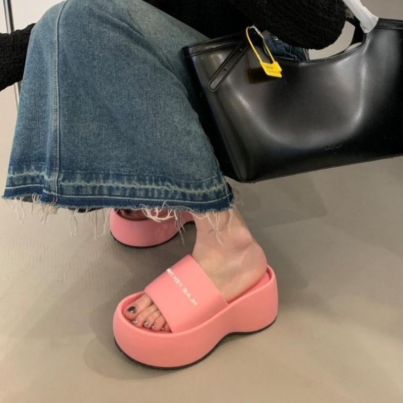 Platform slippers women wear new summer light word with sandals heightening casual wedge heel muffin shoes 40 розовый 2990₽