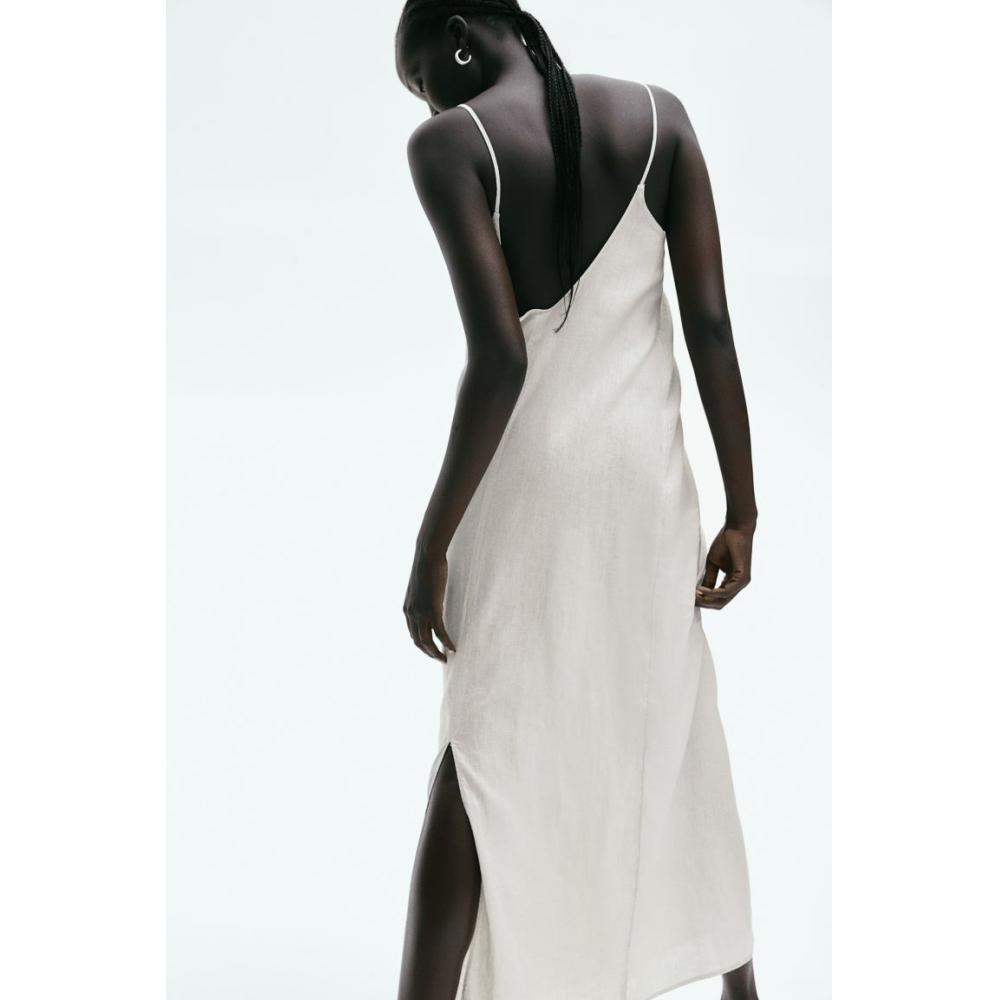 

HM Льняное платье на бретелях светло-бежевого цвета