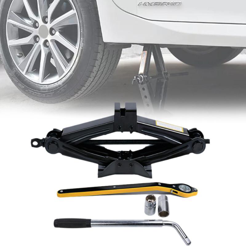 Portable And Sturdy 2.5 Ton Hydraulic Car Jack For Effortless Tire Replacement