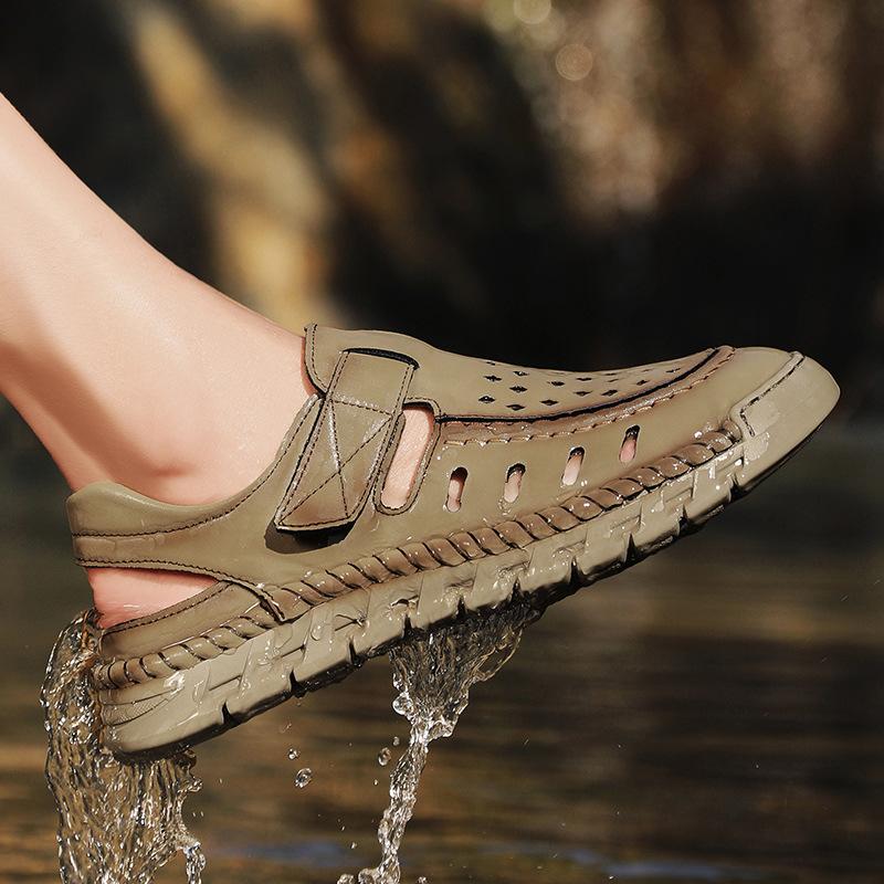 Summer Sandals Brand Hollowed Out Men's Breathable Beach Shoes Fashionable Men's Hand Sewn Comfortable Soft Soled Casual Shoes