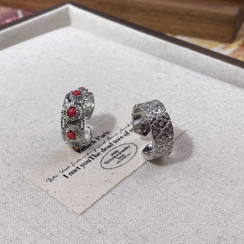 Enchanting Floral Daisy Design Adjustable Copper Ring With Unique Retro Style For Women