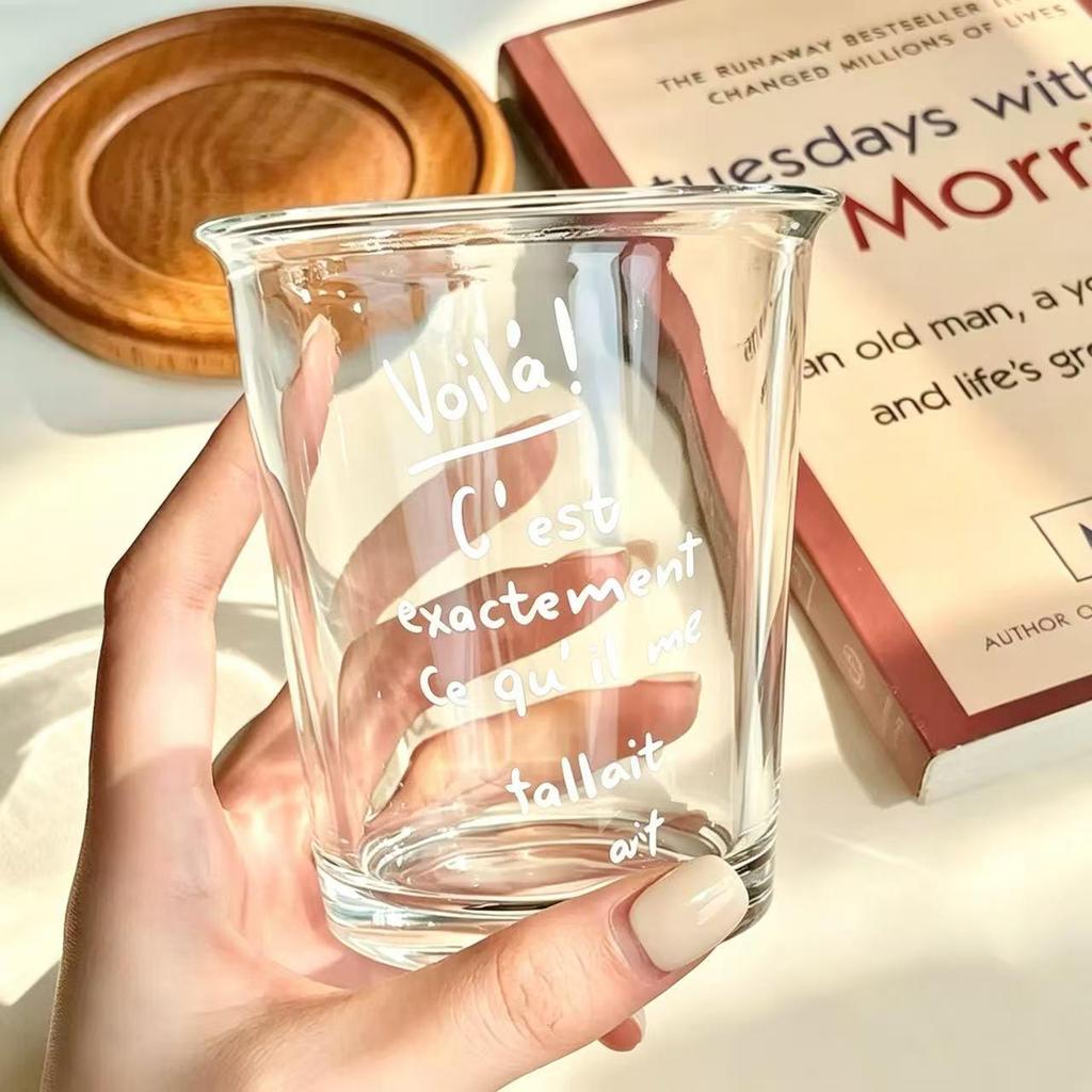 Tazza alla Moda in Vetro Trasparente per Ragazze - Ideale per Bevande Fredde, Tè al Latte o come Elegante Regalo.