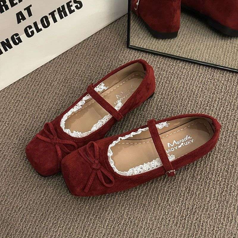 French Mary Jane shoes women's 2025 new summer versatile flat-soled single shoes niche design ballet shoes single