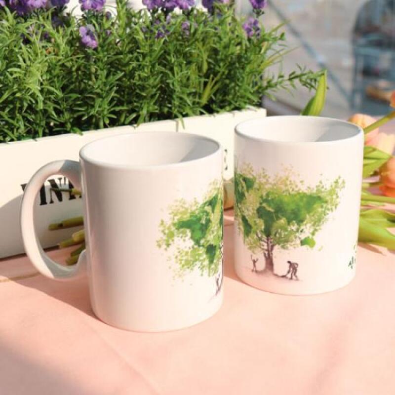 ad652-Design Mug 2p-Planting Trees for the Earth