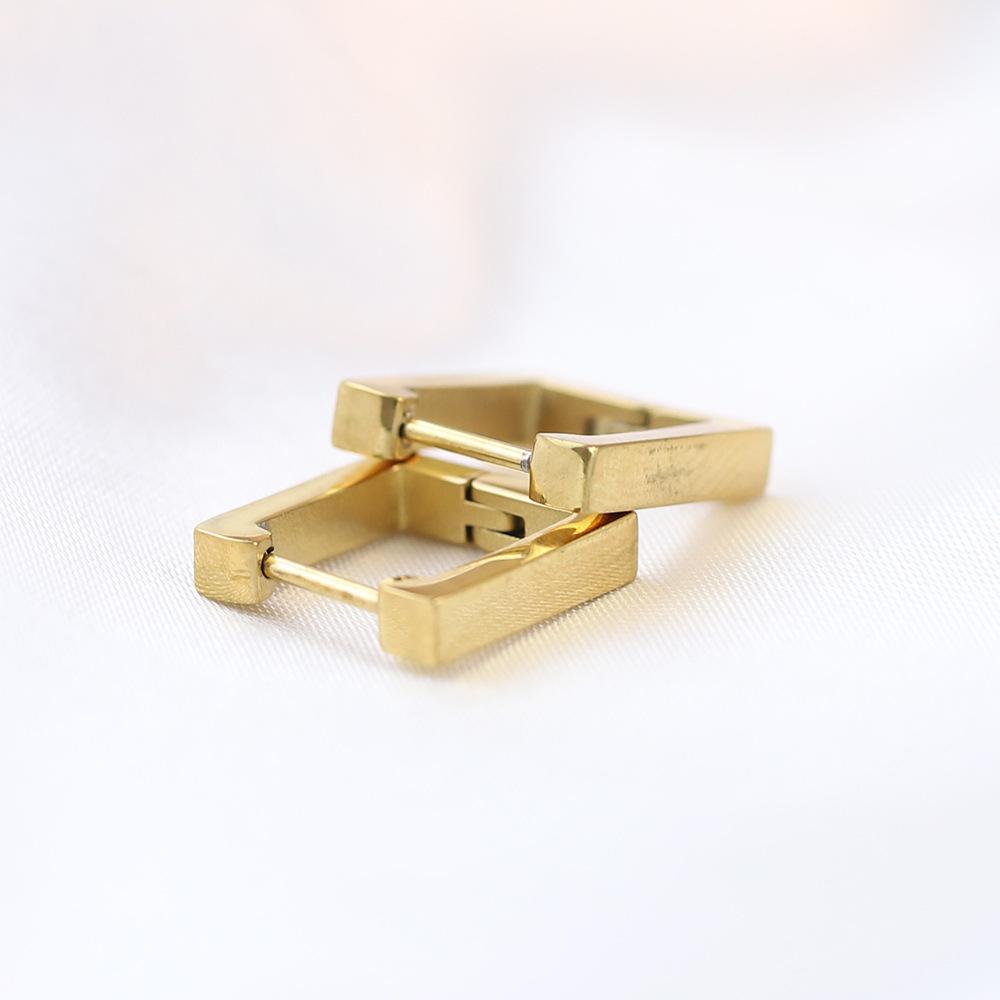 European & American Simple Geometric 15MM Square Stainless Steel Titanium Earrings, Versatile and Creative Ear Studs for Couples