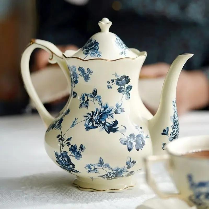 Evropská Bone China Čajová sada Anglický odpolední čajový set Čajová konvice Vysoce kvalitní porcelánová konvice na kávu