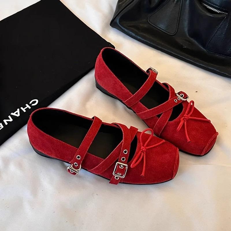 Fashion Hot Selling Spring 2025 Bowknot Flat Ballet Flats Women Casual Vintage Low Cut Rivet Embellished Flat Shoes Comfortable Slip-On