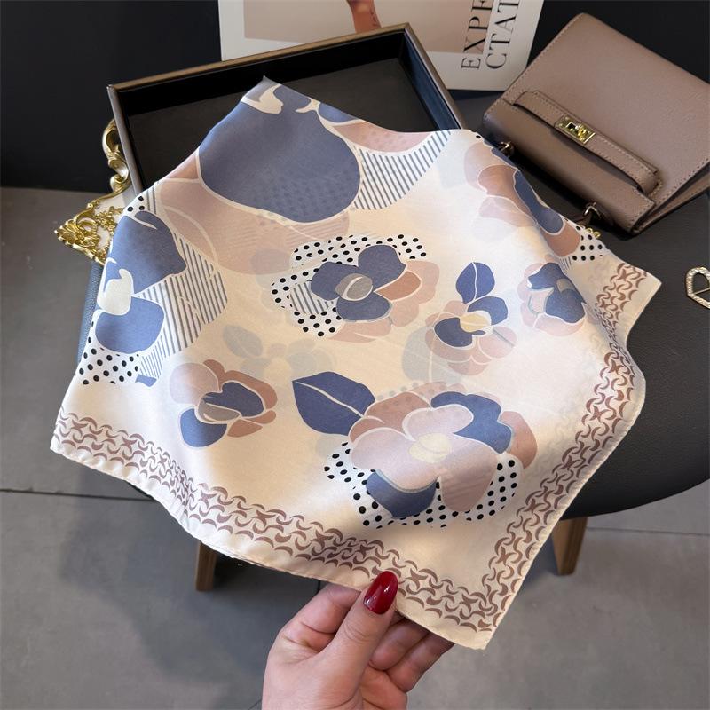 Luxury Temperament Rose Scarf, Spring and Autumn Women's Neck Protection, Scarf, Sunscreen Shawl, New Imitation Silk 71cm Square Scarf