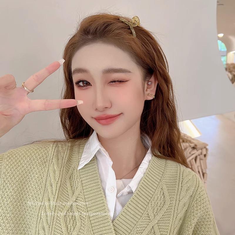 4.5CM Semi-Transparent Jelly Color Claw Clip for Half-Up Hairstyles - Sweet Small Shark Clip Hair Accessory