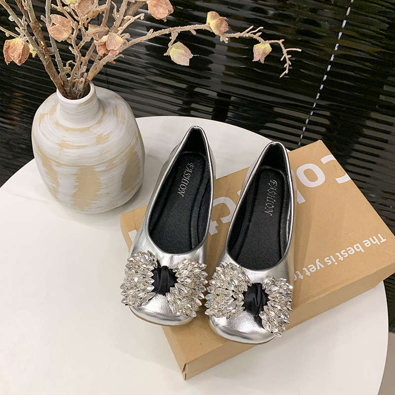 

Слипоны Xiaoxiangfeng с неглубоким вырезом, женские, весна-осень 2025, новые, на плоской подошве, для работы, обувь для беременных, с юбкой, с бантом, туфли-дудочки 40 серебряный