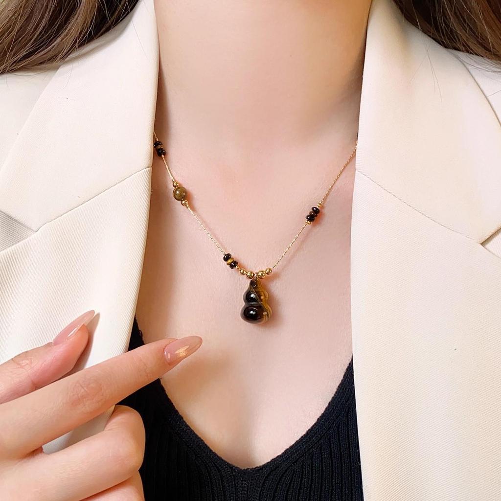 French Tiger's Eye Gourd Pendant Beaded Necklace - Melanin Light Luxury Niche Design Sweater Chain