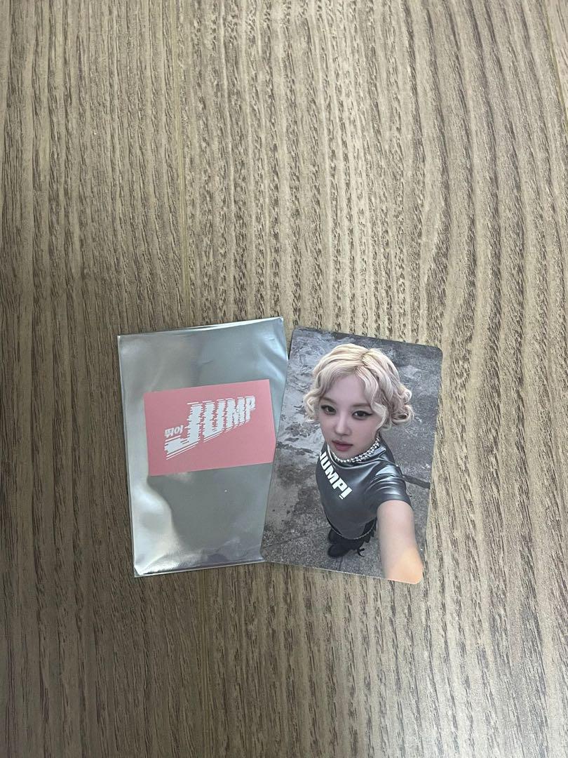 

[Б/У] BLACKPINK Розэ Осака Поп-ап Магазин Бонус за покупку на 15 000 иен