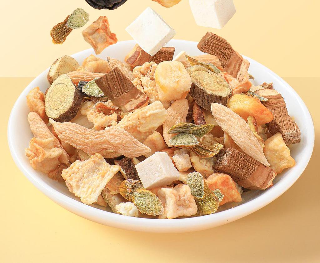 Reishi Apple & Pear Moisturizing Health Tea with Yu Zhu and Mai Dong