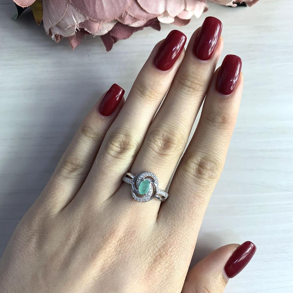 Silver Ring with Natural Emerald 0.737ct (1990469)