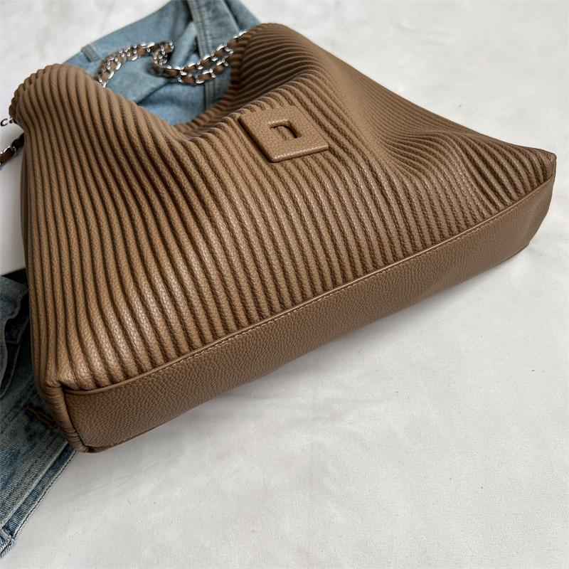 Fold Shoulder Bags for Women 2024 Winter New In Vintage Chain Large Capacity Leather Handbags Travel Totes Bag