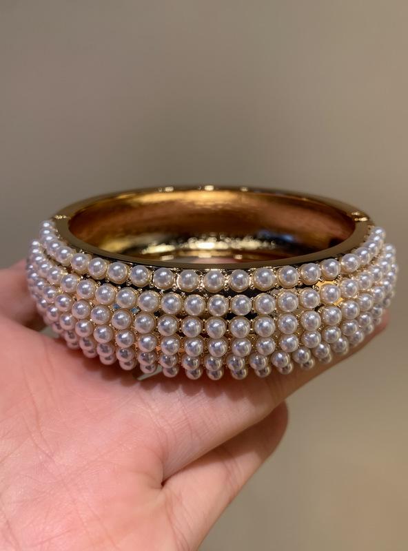 Retro French Crystal Open Cuff Bracelet for Women - Elegant, Personalized & Trendy