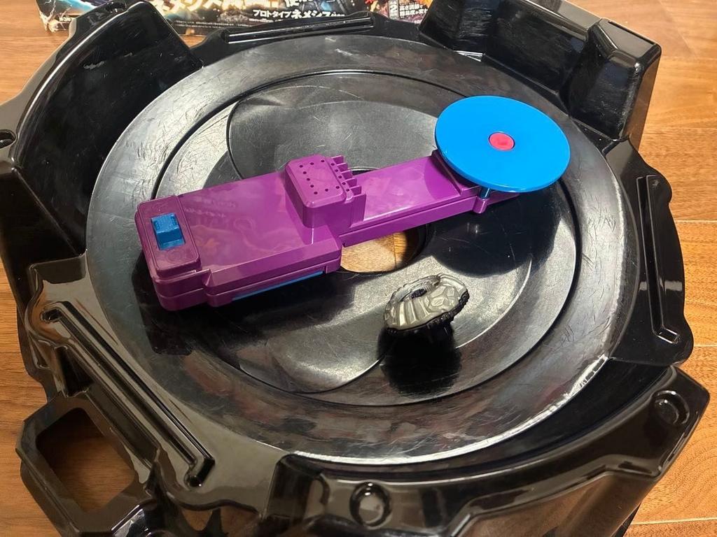 Takara Tomy Beyblade BB-120 Ultimate Beysta Stadium Prototype Nemesis Used