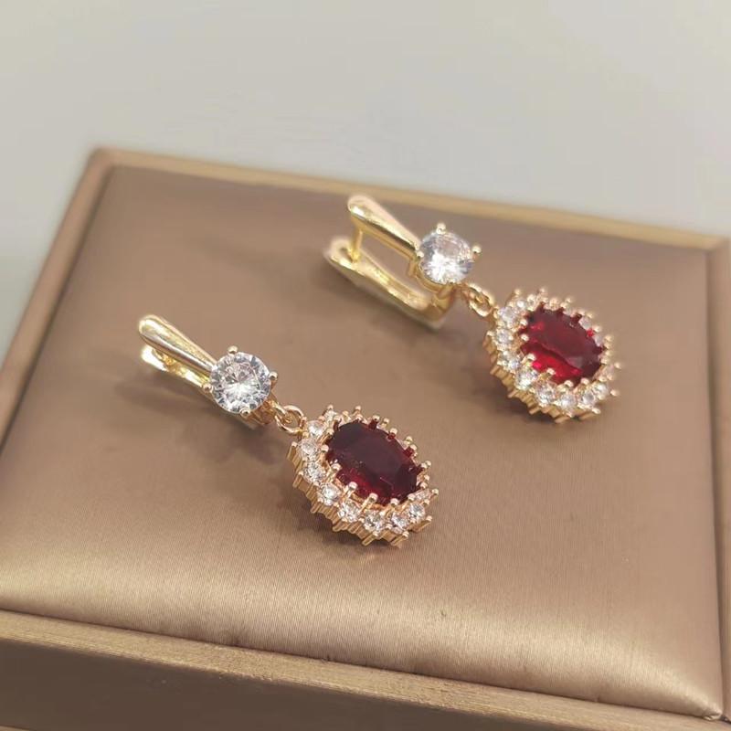 Red Oval Crystal Zircon Drop Earrings for Women 2023 New Gold Color Wedding Engagement Party Jewelry Accessories