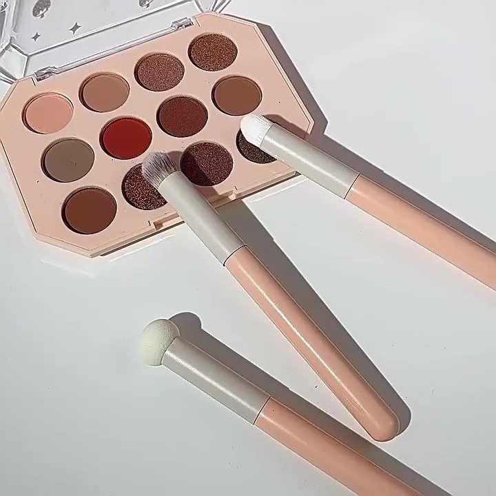 Sponge Head Mushroom Concealer Brush - Soft, Fluffy Makeup Tool for Dark Circles & Acne Marks