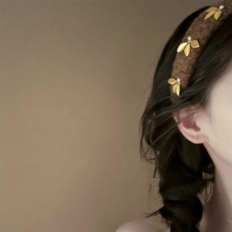 Luxurious Autumn/Winter Pearl Leaf Flocked Fabric Headband