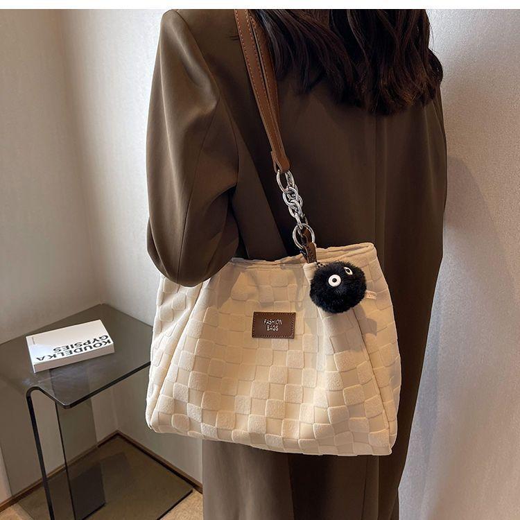 Spot 2025 women's bags fashion canvas bags shoulder armpit bags class commuting versatile portable tote bags