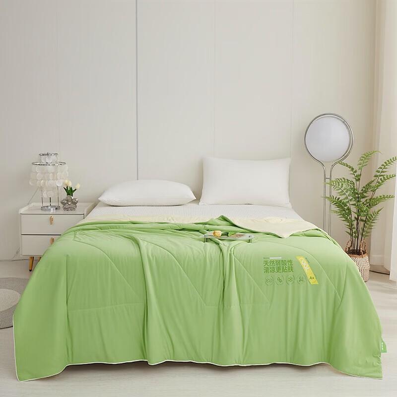 Tangna Cool-Touch Summer Quilt