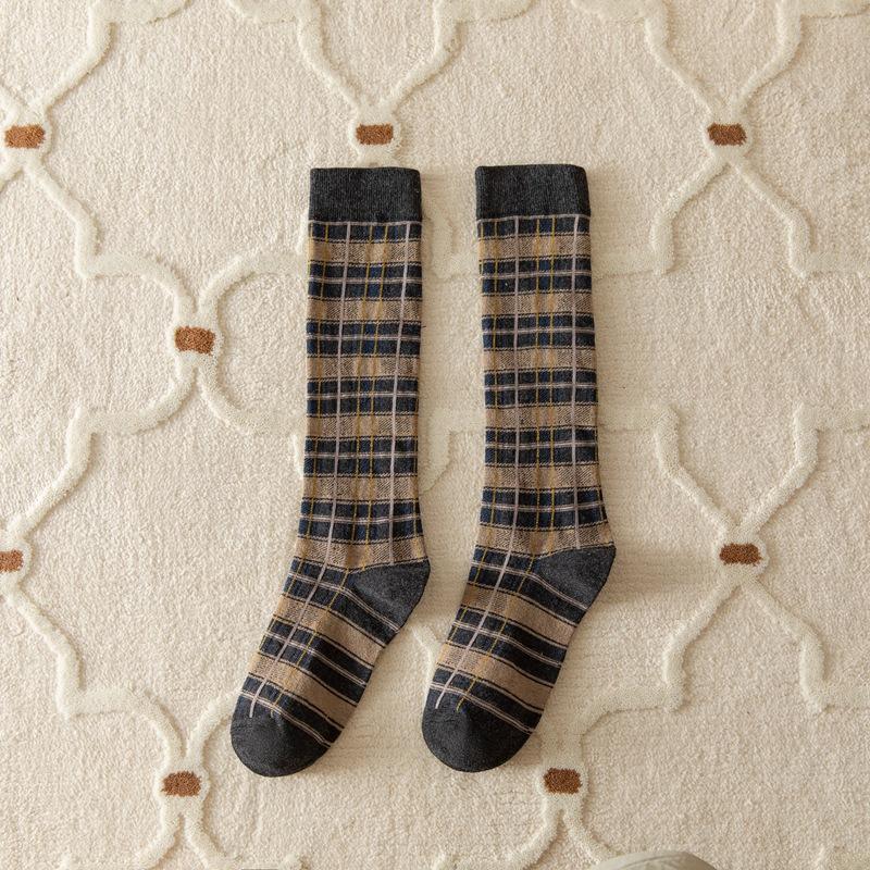 Harajuku Retro Karierte Damensocken Frühling Herbst Baumwolle Kniehohe Socken für Mädchen Damen Weich Atmungsaktiv Schlank Lange Röhrensocken Neu