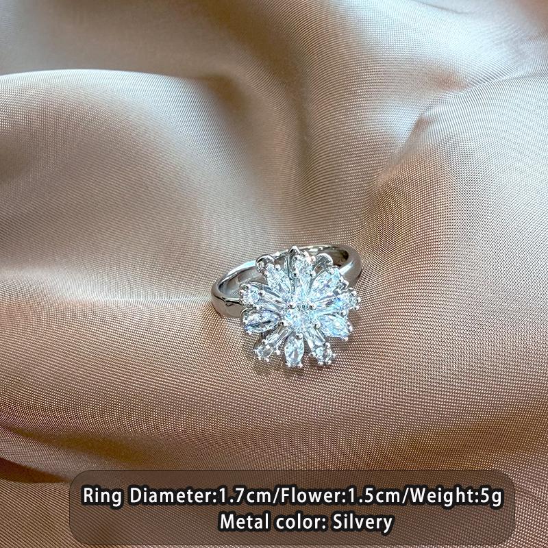 

Autumn and Winter New Design: Rotating Snowflake Open Rings For 2026 Women s Luxury Jewelry Christmas Classic Finger Accessories