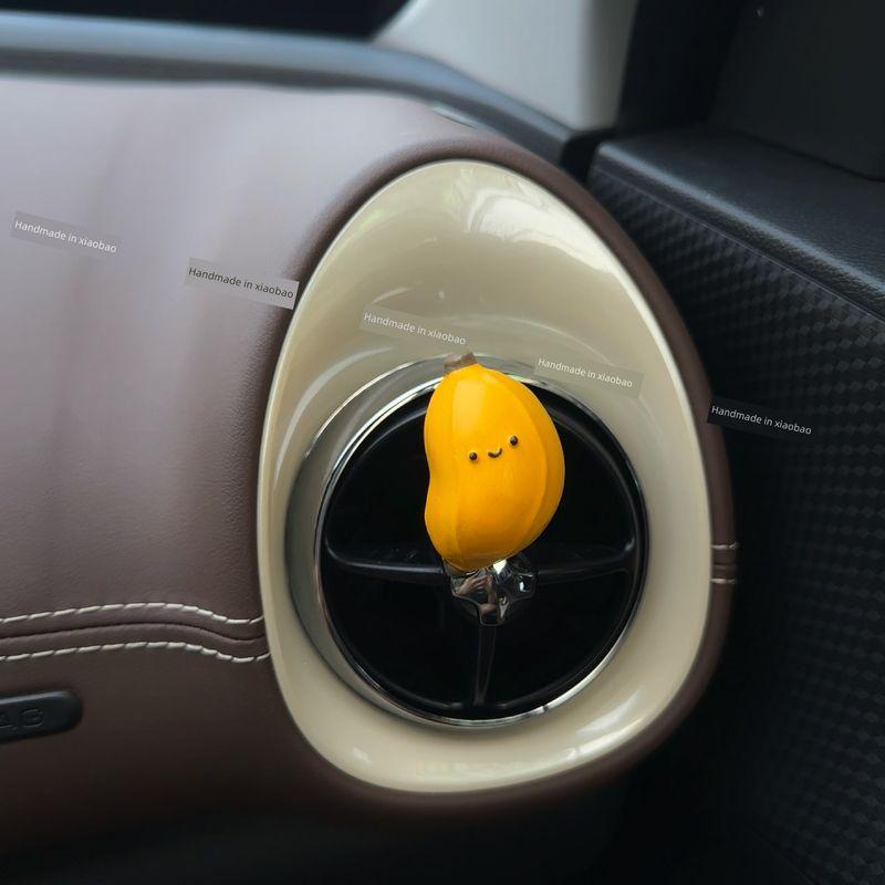 

Cartoon Cute Little Fat Banana Car Air Vent Aromatherapy Decoration Diffuser Stone Car Interior Ornament for Girls Little Fat Banana-Air Outlet (Free Essential Oil)